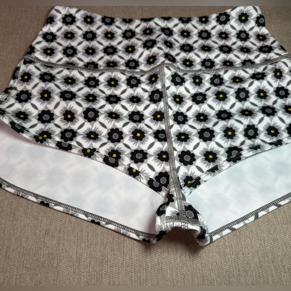 Savage X Fenty shorts - Picture 4 of 5